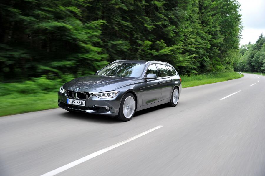  BMW 328i Touring Luxury 2012 года  (фото 180 из 200)